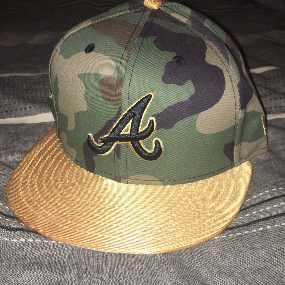 New Era Atlanta Braves camo fitted hat 7 1/8